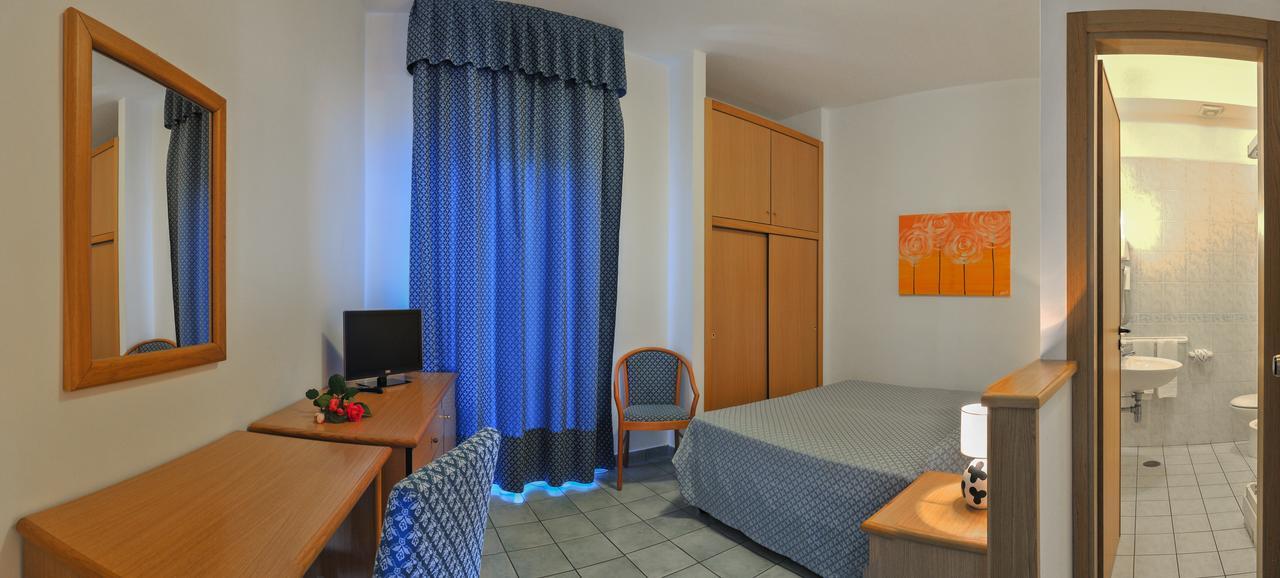 Hotel Riviera Bleu Diamante Esterno foto